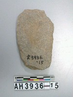 藏品(小型舌刃打製石斧)的圖片